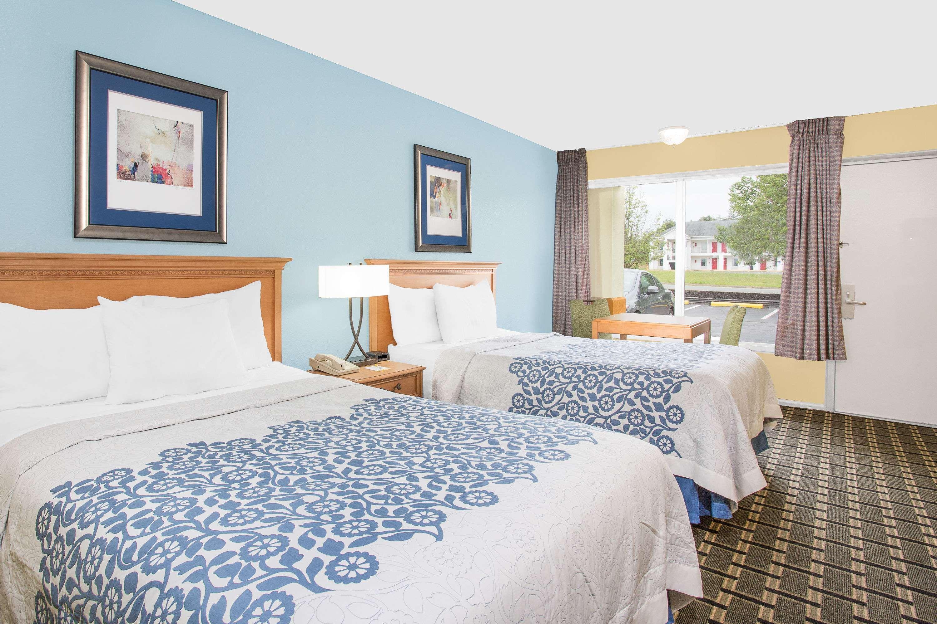 Days Inn By Wyndham Ruther Glen Kings Dominion Area Exteriér fotografie
