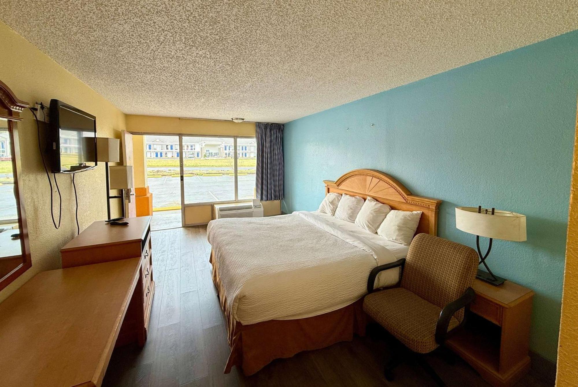 Days Inn By Wyndham Ruther Glen Kings Dominion Area Exteriér fotografie
