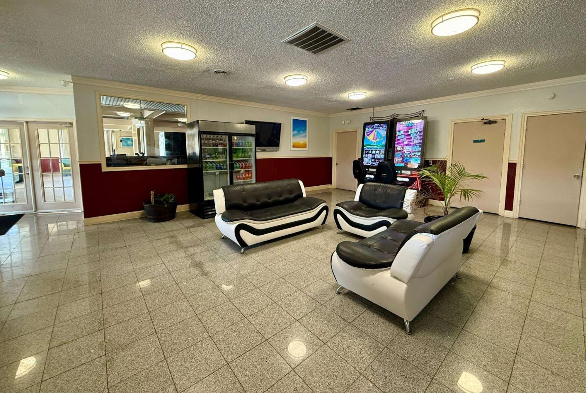 Days Inn By Wyndham Ruther Glen Kings Dominion Area Exteriér fotografie