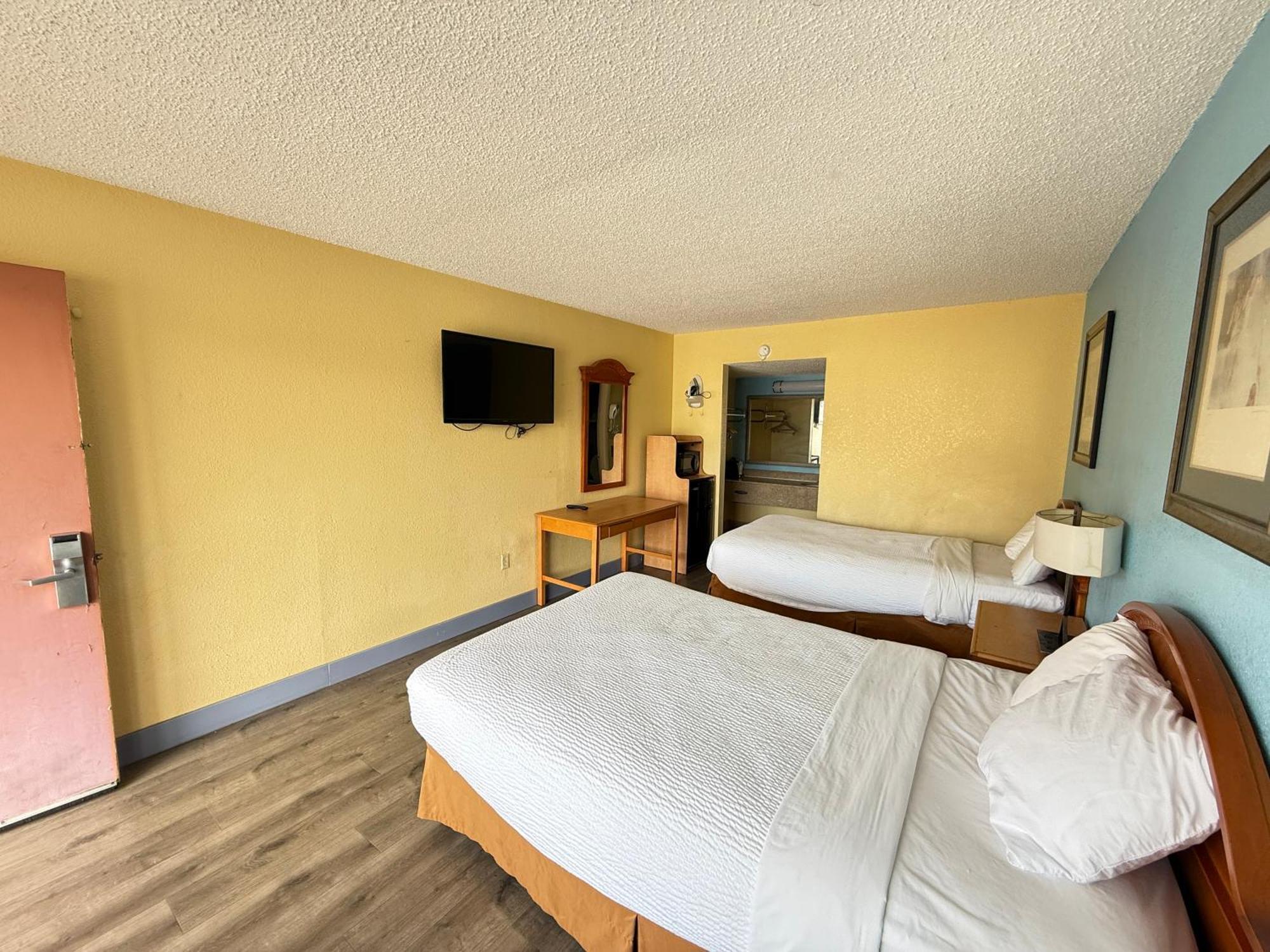 Days Inn By Wyndham Ruther Glen Kings Dominion Area Exteriér fotografie