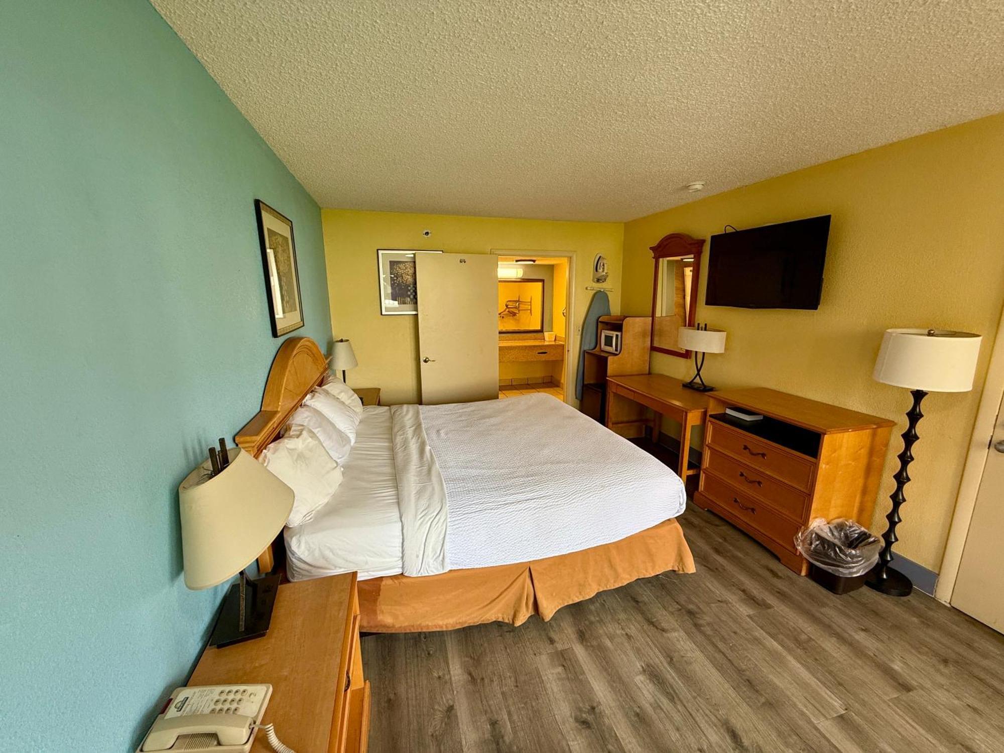 Days Inn By Wyndham Ruther Glen Kings Dominion Area Exteriér fotografie