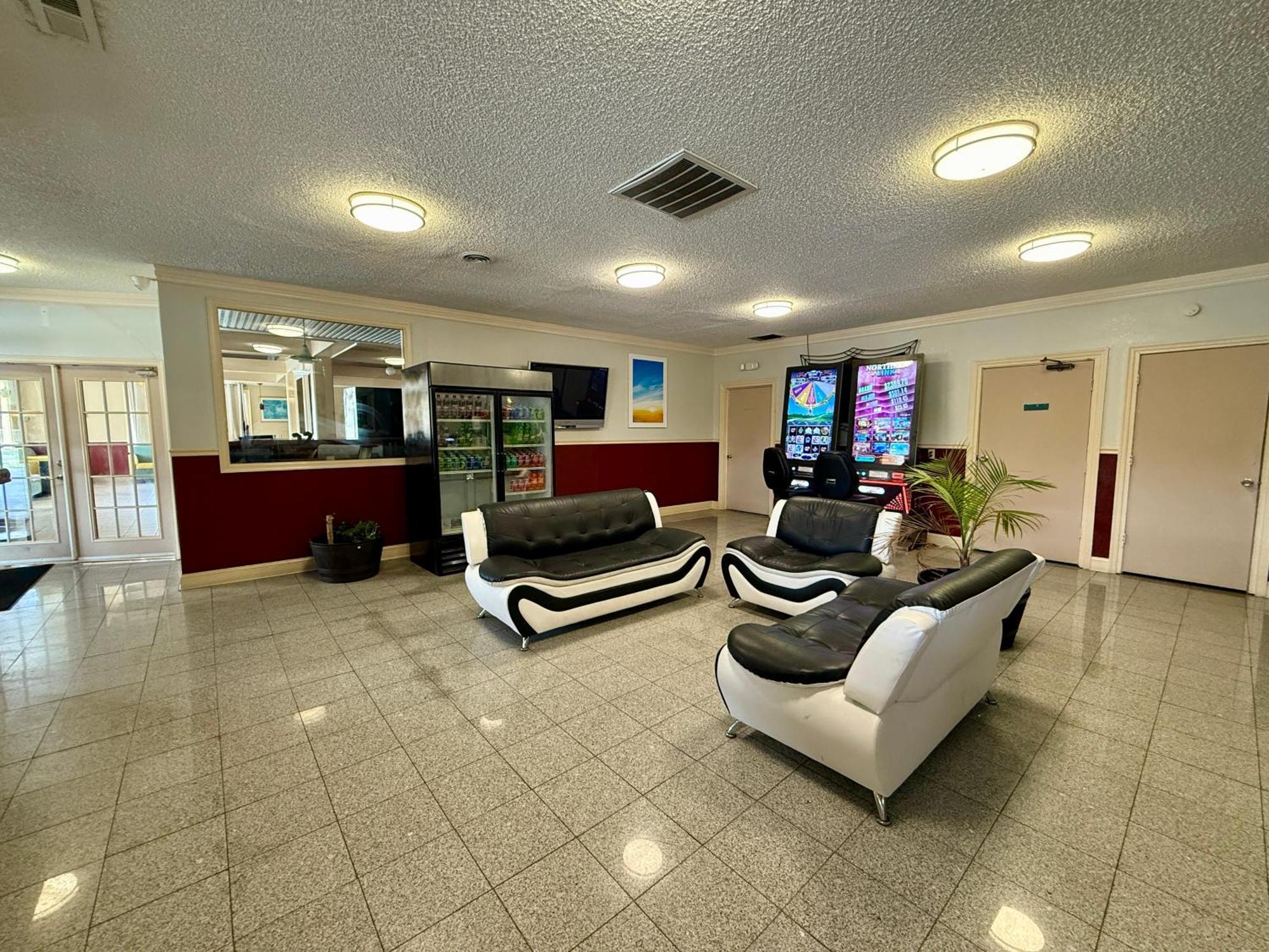 Days Inn By Wyndham Ruther Glen Kings Dominion Area Exteriér fotografie